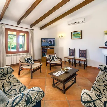 Tabo Villa Campanet